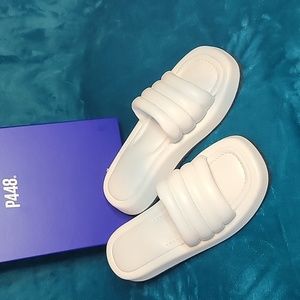 Women's (Size 7) P448 Fergie White Slides
